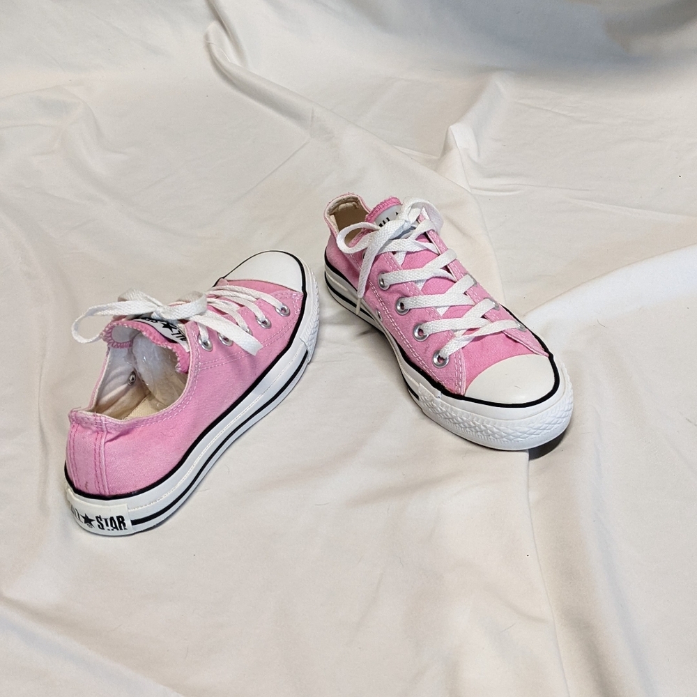 Converse - Picture 5 of 8